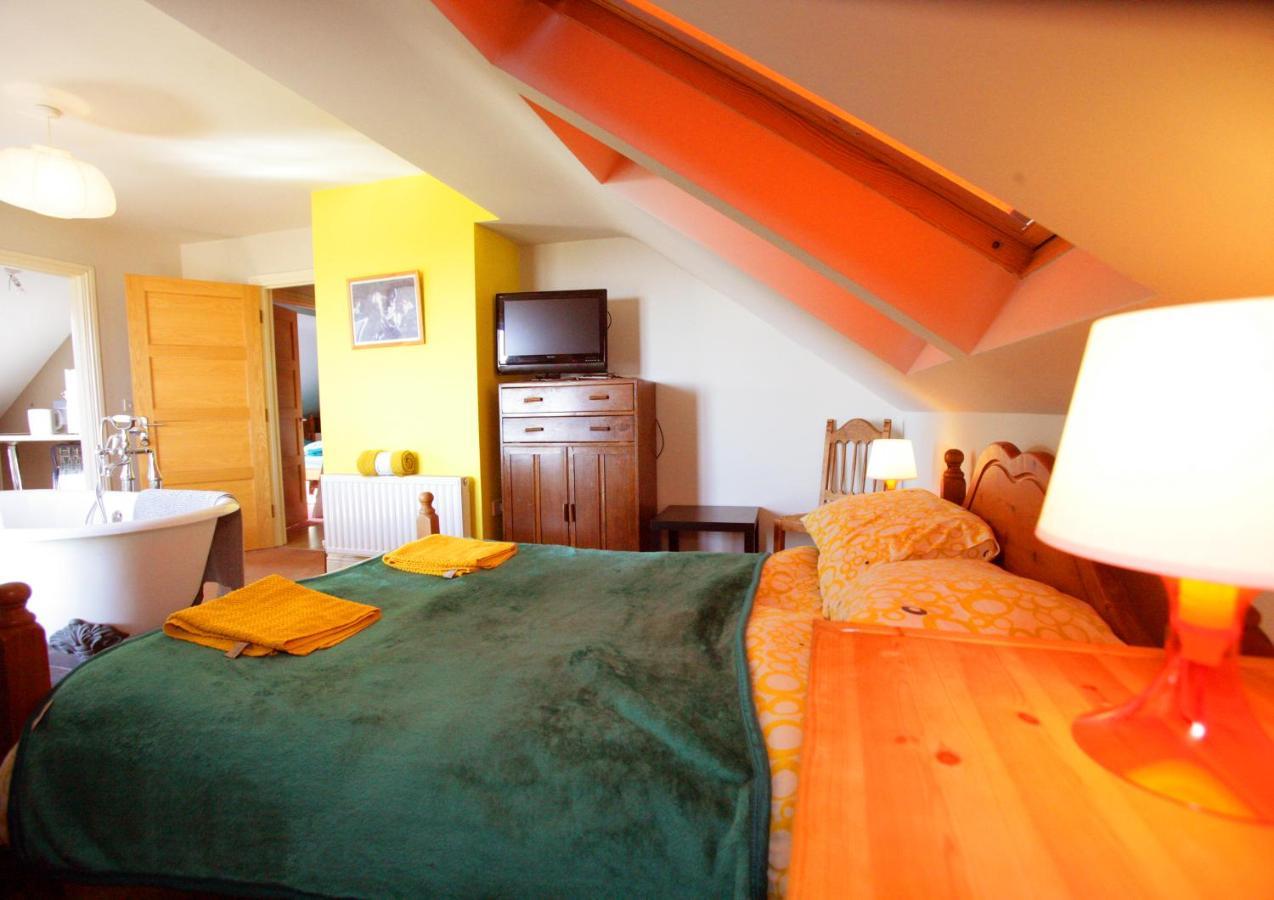 Sona Baile Home Stay Dooagh ภายนอก รูปภาพ