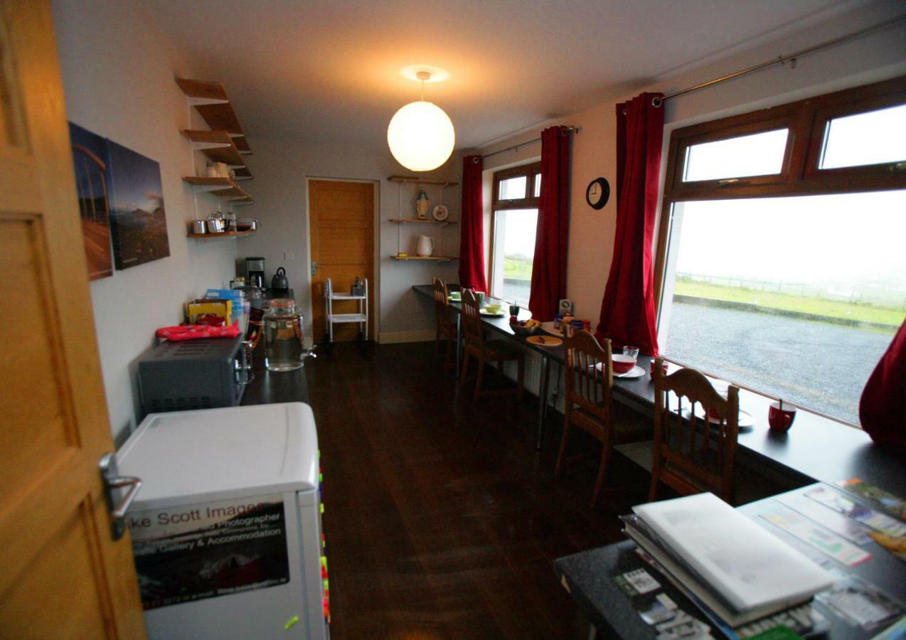 Sona Baile Home Stay Dooagh ภายนอก รูปภาพ